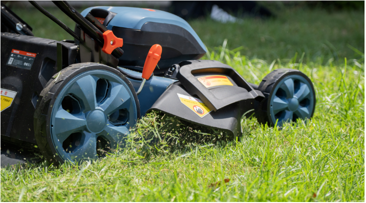 【新品推荐】草长纷飞绘盛夏，落英缤纷迎秋华——亚特40V DC割草机全新上市