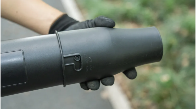 【新品推荐】枫红菊黄在林中，以风为笔绘秋光——亚特40V DC吹风机风雅上市