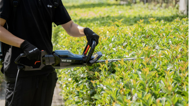 【新品推荐】秋风轻拂绿梢头，锂剪轻盈舞风起——亚特40V DC修枝剪全新上市