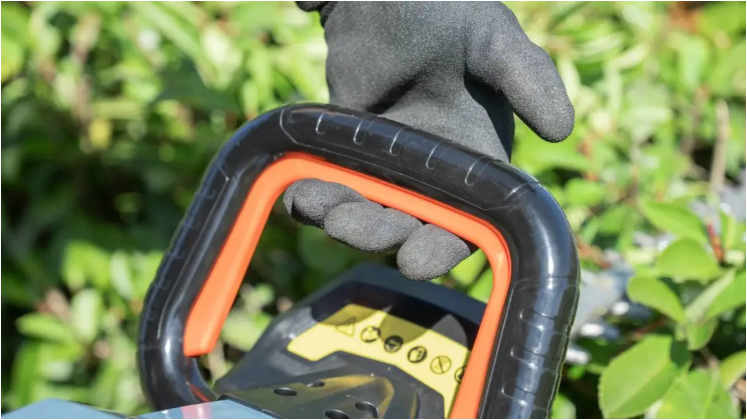 【新品推荐】秋风轻拂绿梢头，锂剪轻盈舞风起——亚特40V DC修枝剪全新上市