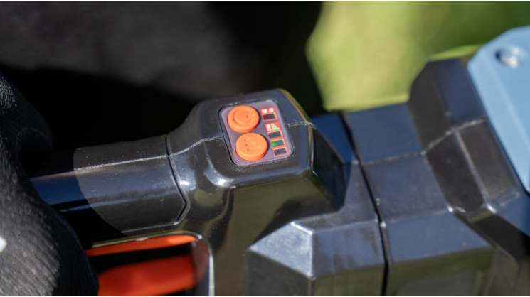 【新品推荐】秋风轻拂绿梢头，锂剪轻盈舞风起——亚特40V DC修枝剪全新上市