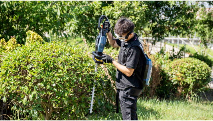 【新品推荐】秋风轻拂绿梢头，锂剪轻盈舞风起——亚特40V DC修枝剪全新上市